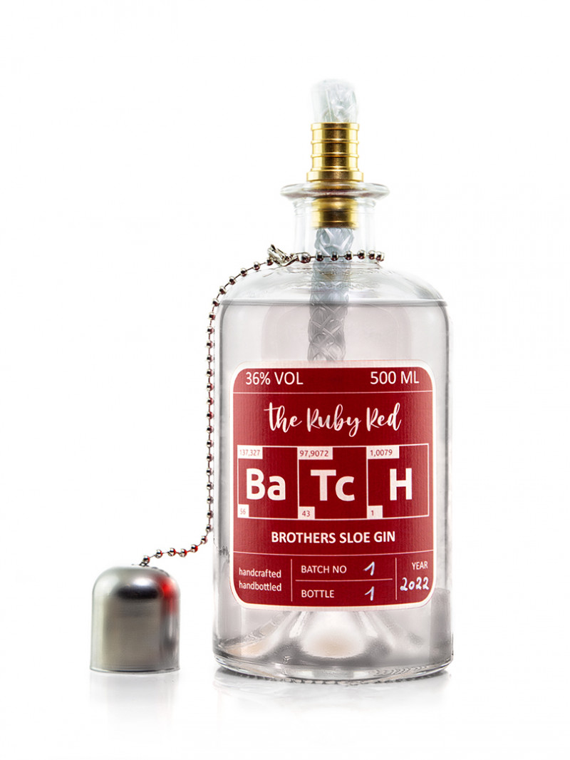 "The Ruby Red Batch" Sloe Gin 0.5l 36% Vol. inkl. Upcycling Öllampe